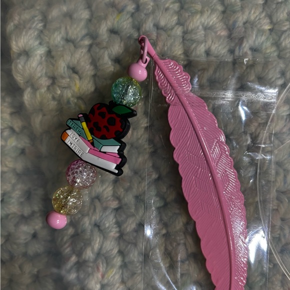 Colorful Metal Feather and Bead Bookmarks, Hand Crafted - Picture 6 of 9